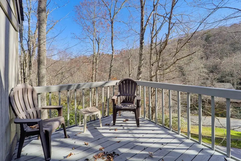 1/4 Mi to Golf & Skiing! Sugar Mountain Getaway