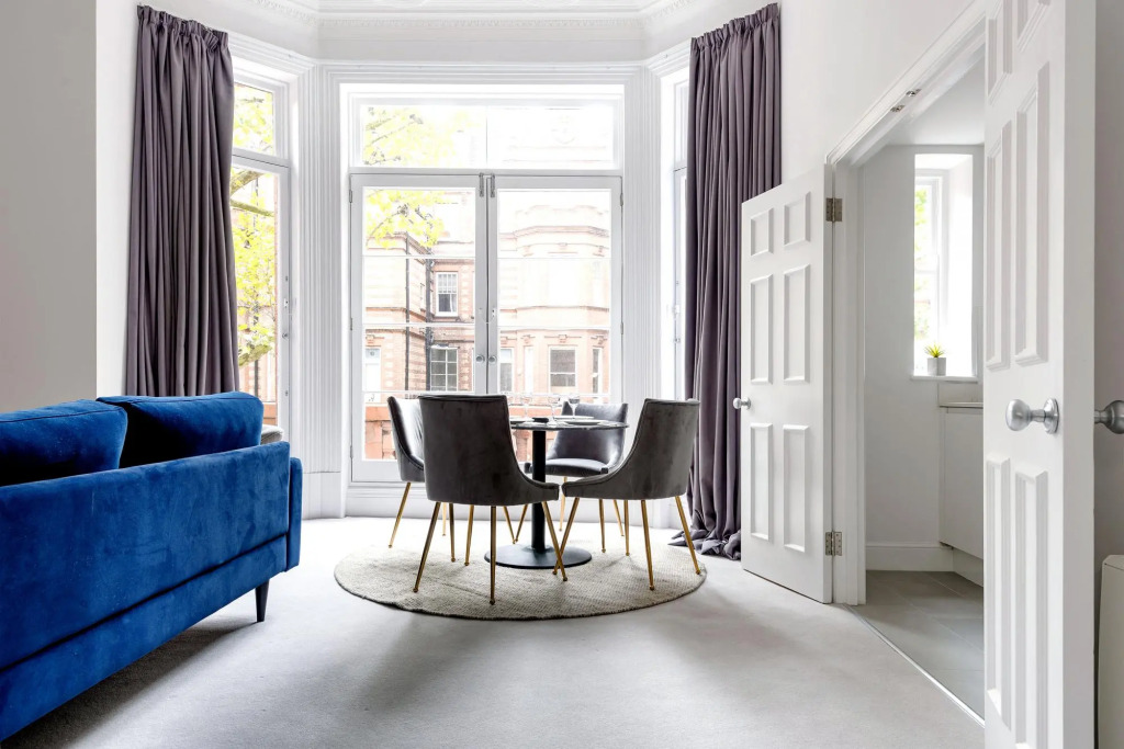 The Ebury Suite Next to Sloane Square