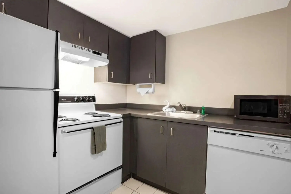 Hawthorn Suites by Wyndham Kent, WA