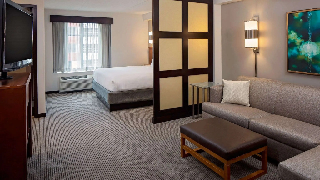 Hyatt Place Pittsburgh North Shore