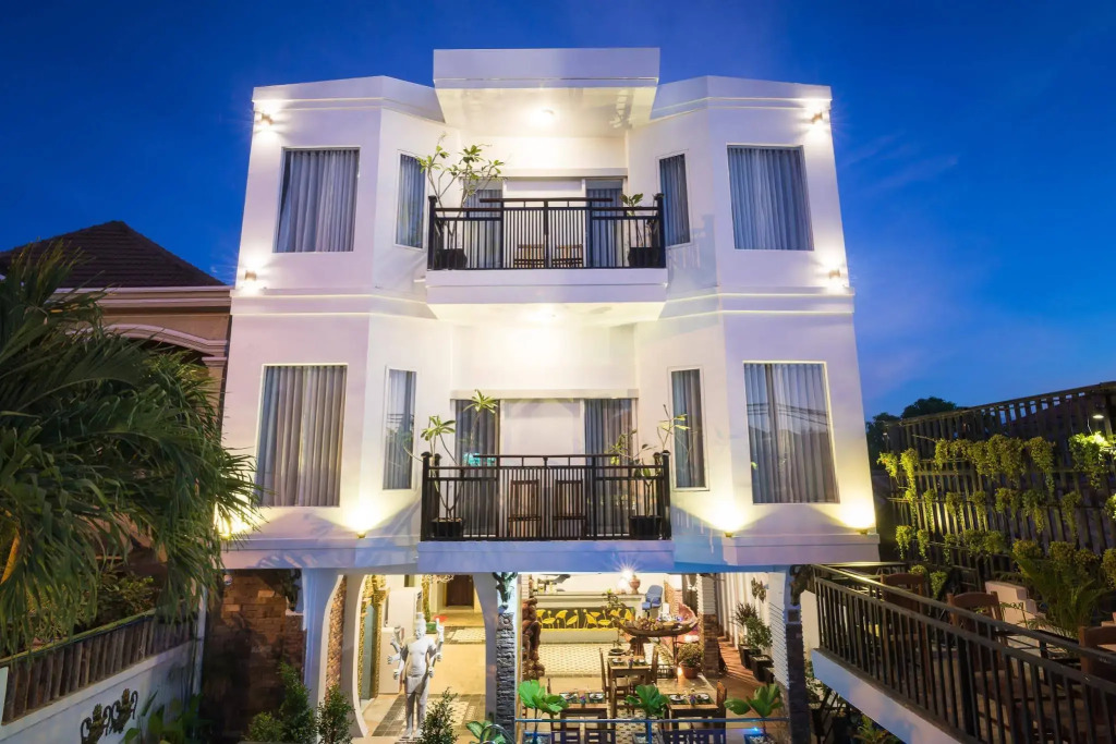 Moon Flower Residence