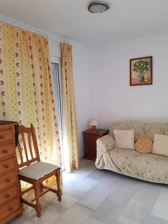 Spaciously Cosy Apartment 5b close to beach