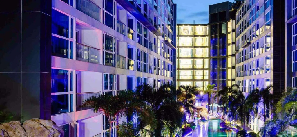 Azure Hotel Pattaya