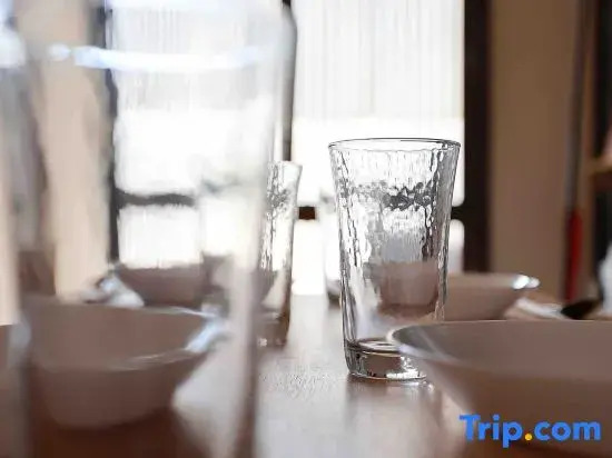 Maximum 7 people/4 minutes walk from station/Convenient transportation/wi-fi/Osaka travel