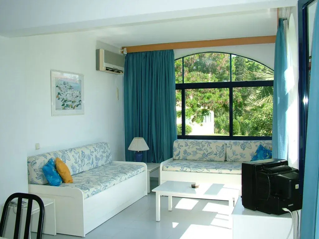 Sun n Chill, Boutique Apartments & Beach Villa