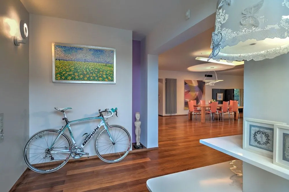 Luxurious Villa Philoxenia