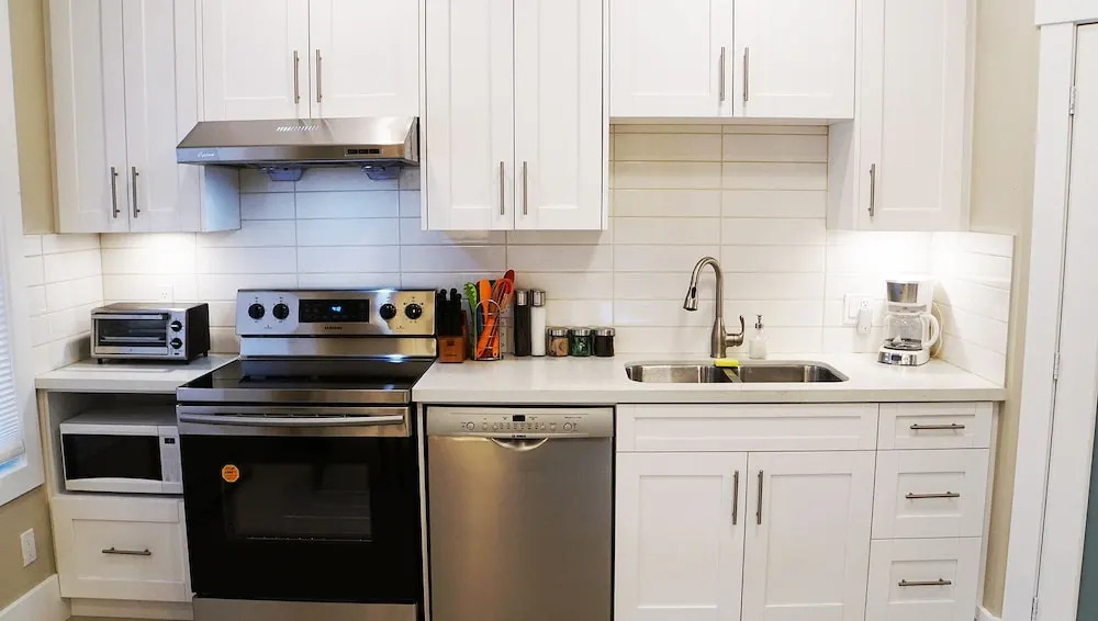Columbia House by Citiwest Residences