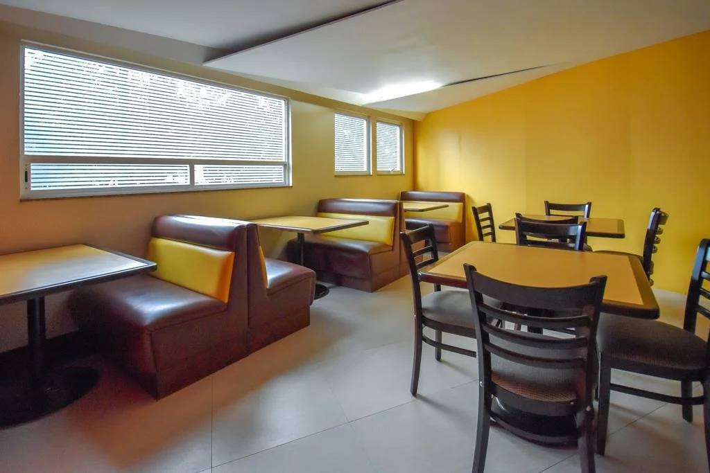 Hotel & Suites Ferri