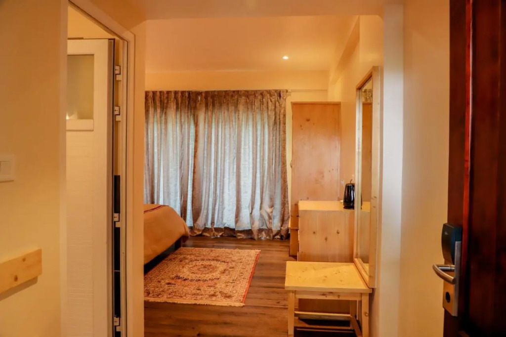 juSTa Birding Resort & Spa - Best Dhauladhar View Resort
