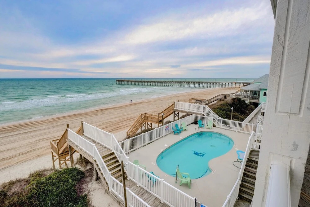 New Listing! Oceanfront Oasis W/ Sparkling Pool 5 Bedroom Townhouse