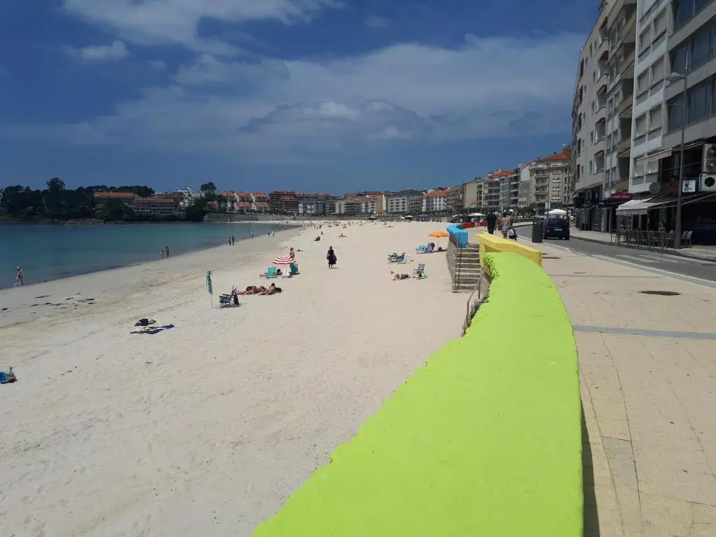 Apartamento ático en Sanxenxo a 160 m de Playa Silgar