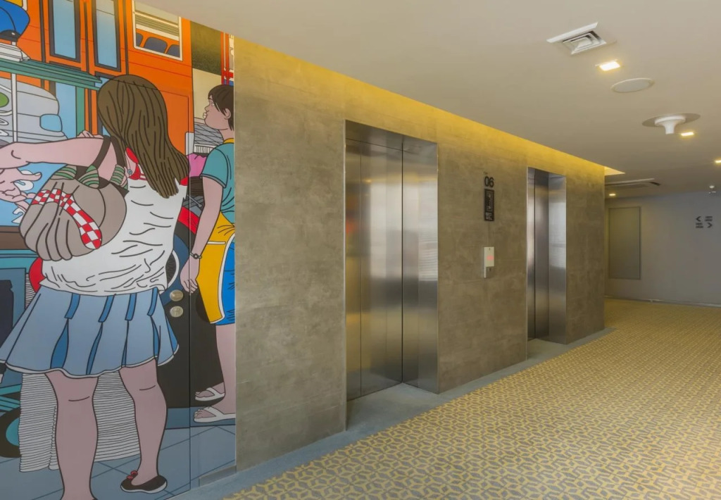 Отель Holiday Inn Express Bangkok Sathorn