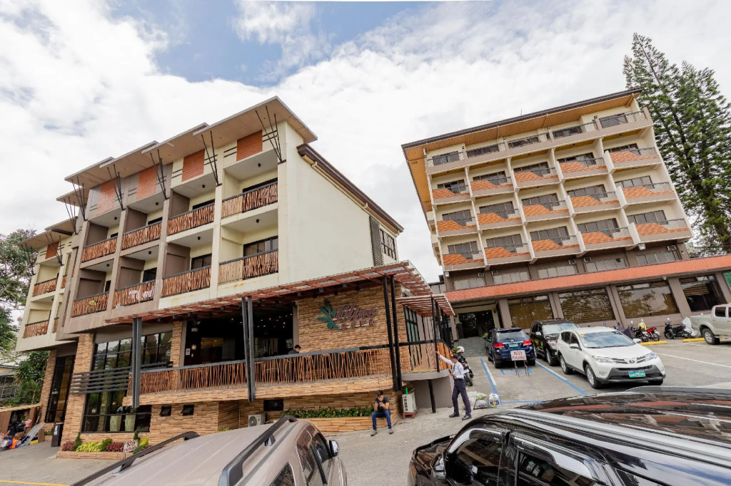 Venus Parkview Hotel