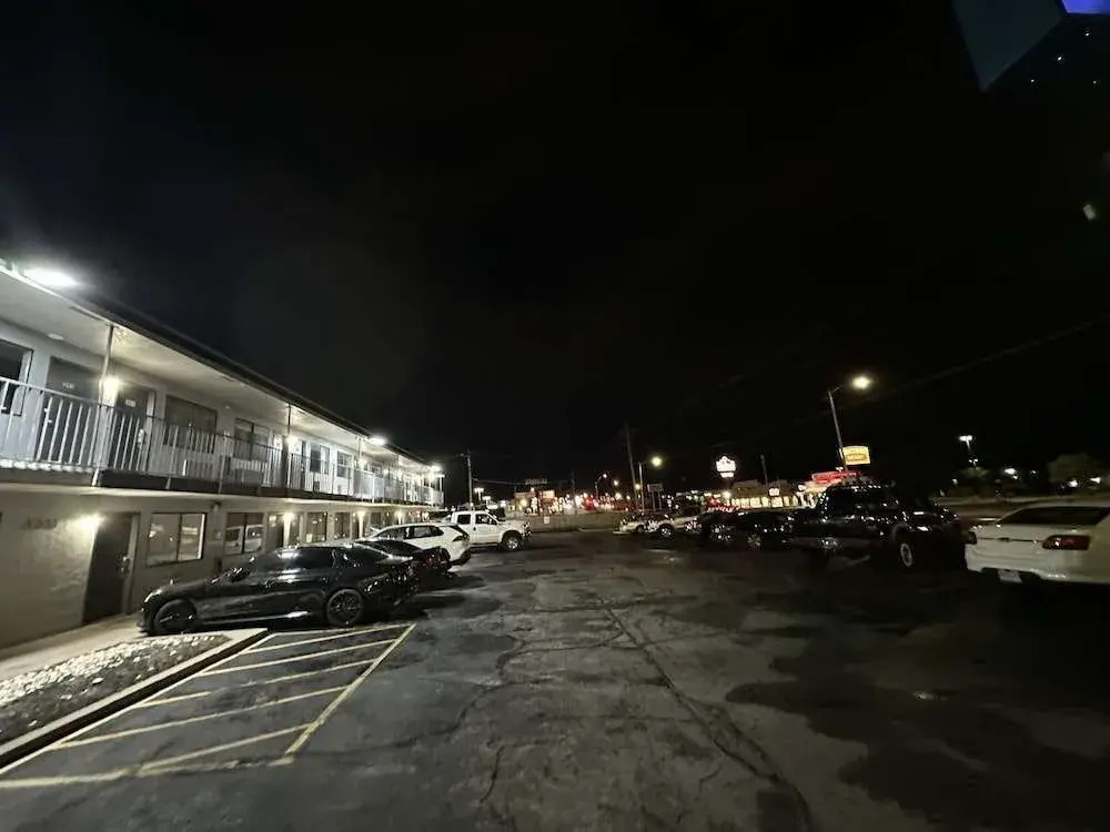 Super 7 inn
