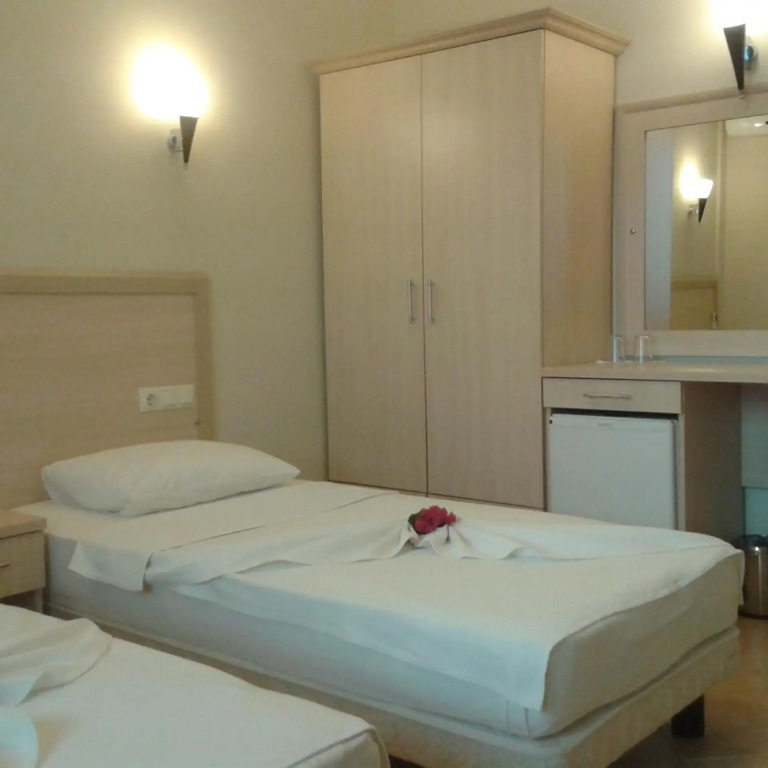Kaunos Hotel