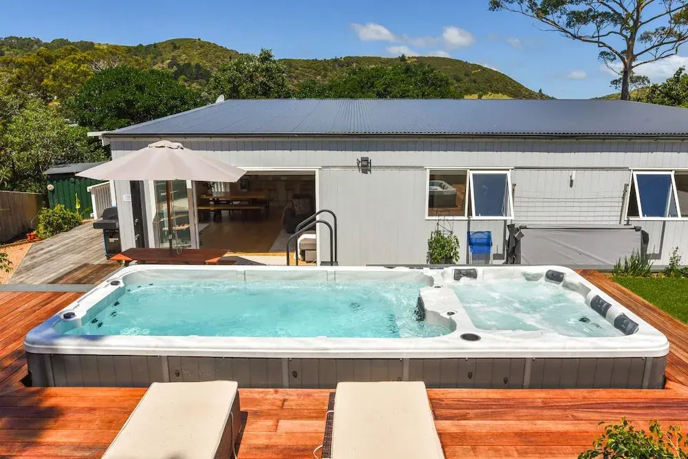 La Maison Soleil with heated Swim Spa