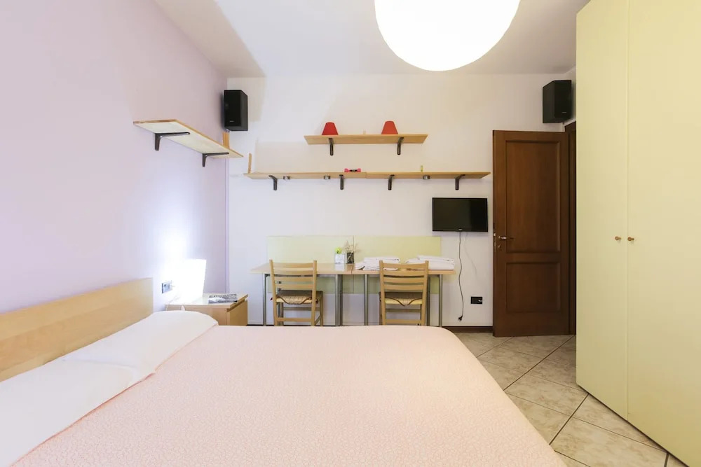 Florence Vanni Terrace
