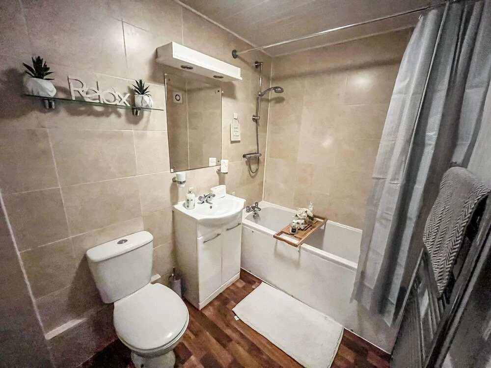 Hilton Apartment 1-bed in Inverness With Parking