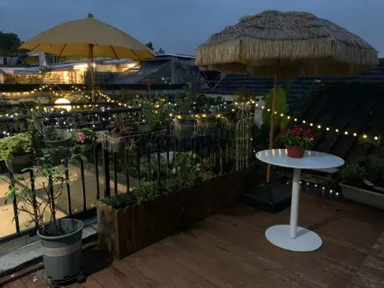 Yingqing Bieyuan Homestay (Yangzhou Dongguan Street)