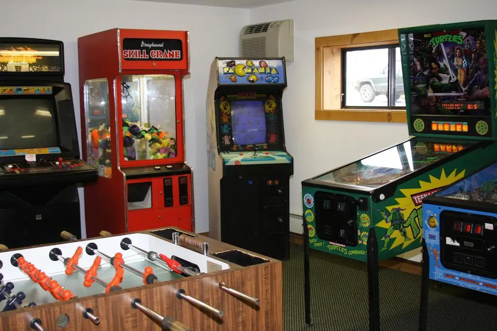 Budget Host Inn & Suites