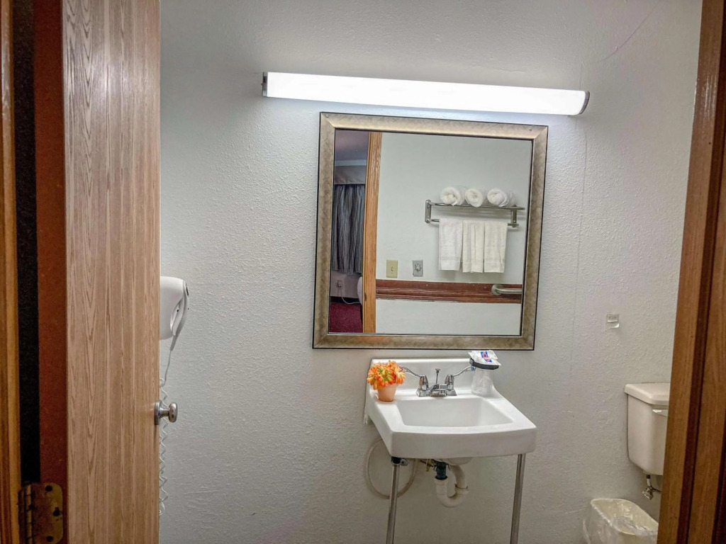 Motel 6 Elkhart, IN