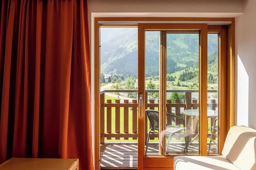 Alpine B&B including summercard
