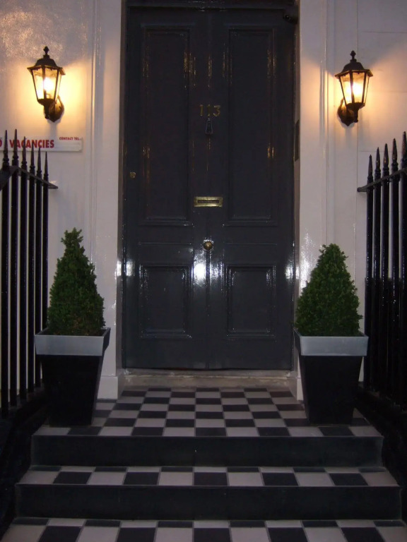 Lynton Hotel