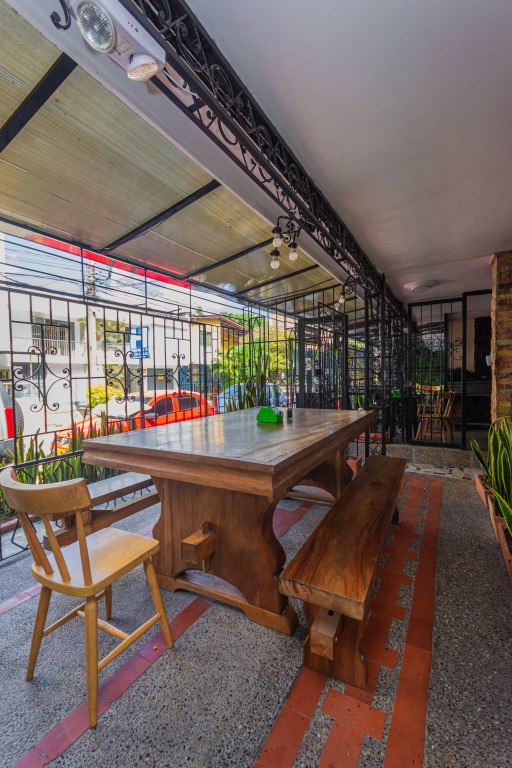 Hotel Lares 70 Laureles
