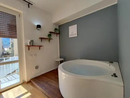 Magicstay - Guest House 3 Stars La Spezia