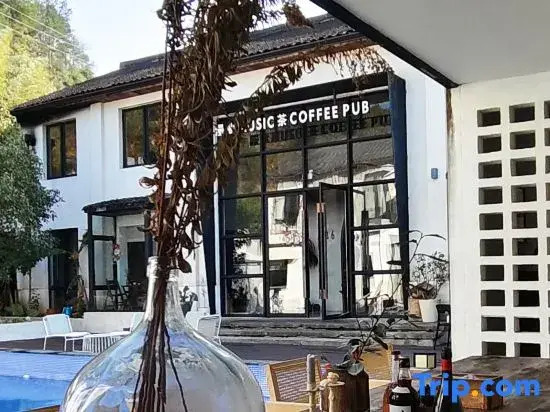 Manqu Home Stay for Designers