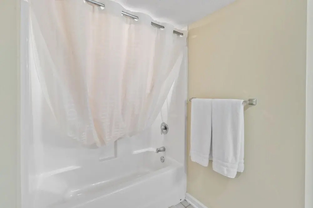 Yacht Club Villas #2-803 3 Bedroom Condo by RedAwning