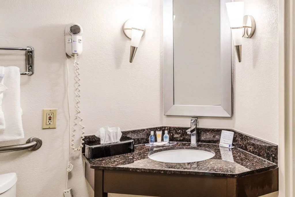 Fairfield by Marriott Inn & Suites Charleston Downtown