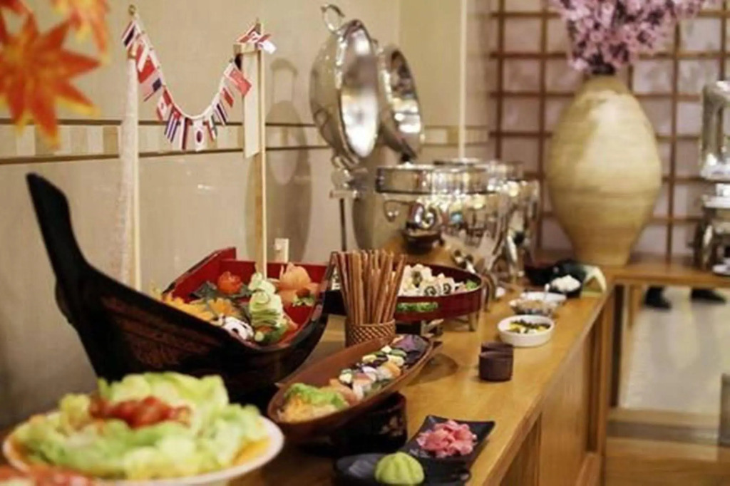 Thuy Sakura Hotel & Serviced Apartment