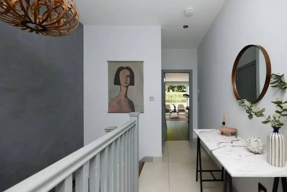 The Putney Hideaway - Modern and Elegant 3bdr Flat With Patio