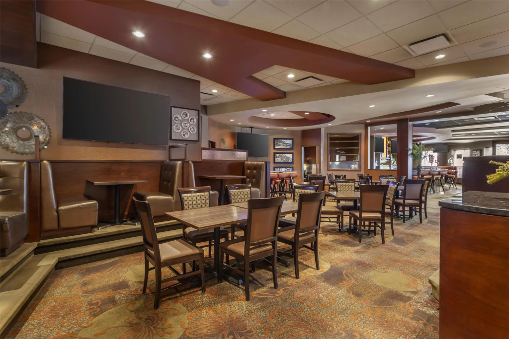 Best Western Cold Lake Inn