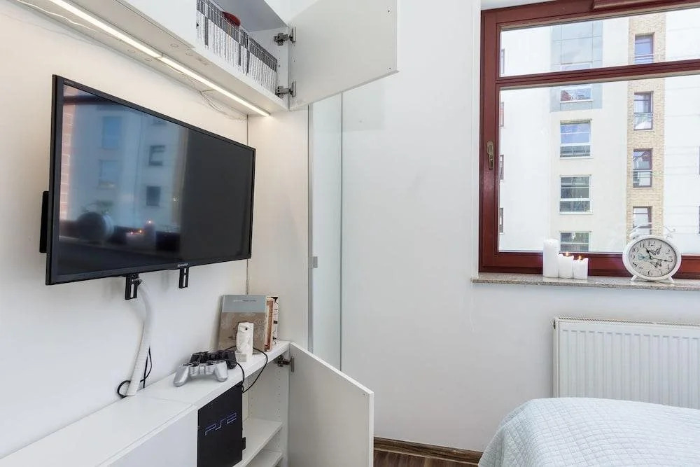 Bently Apartments - Retreat by the River