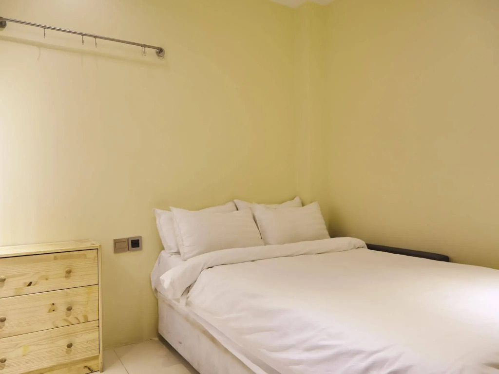 Sukhum Khaosan Au Bon Hostel