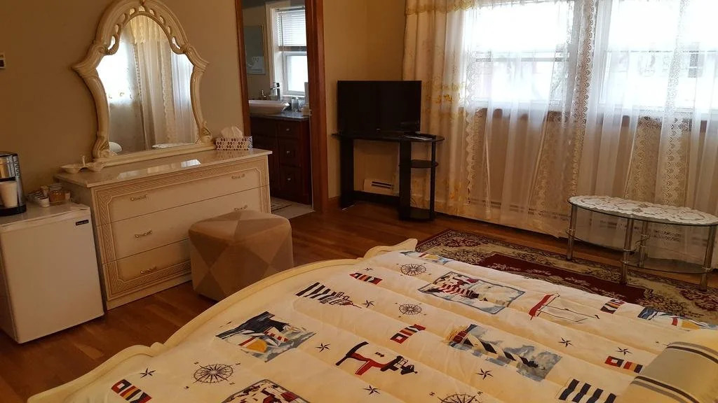 Albina House