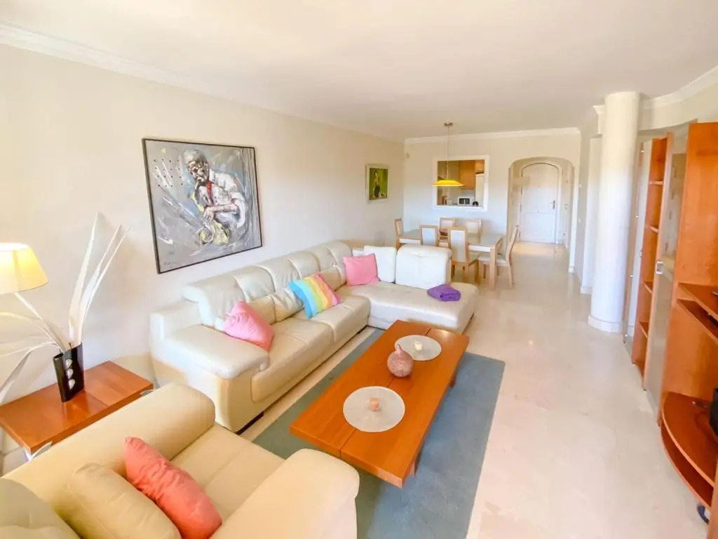 Apartamento en Los Patios de Santa Maria Golf