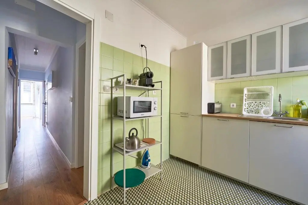 Elegant Riverview Apartment in Historical Lisbon