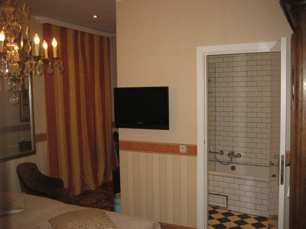 Avenue Hotel by F-Hotels