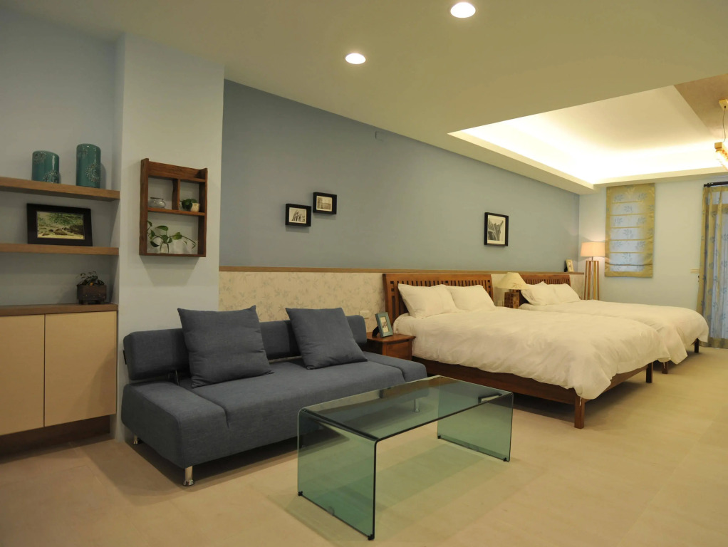 Jhongshan Building Bed and Breakfast