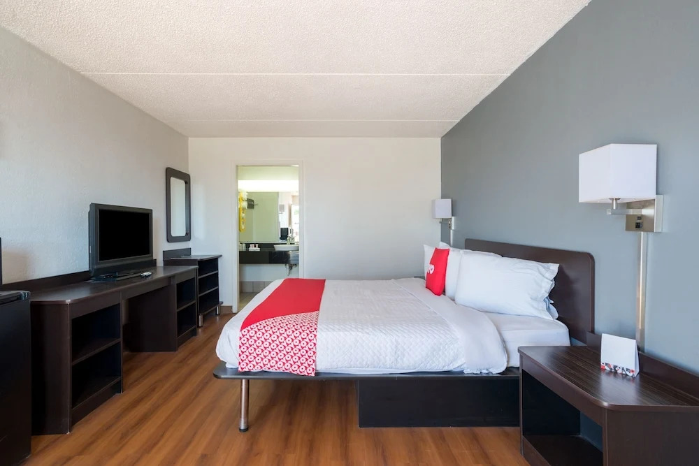 Motel 6 Sweetwater, TN - Lost Sea