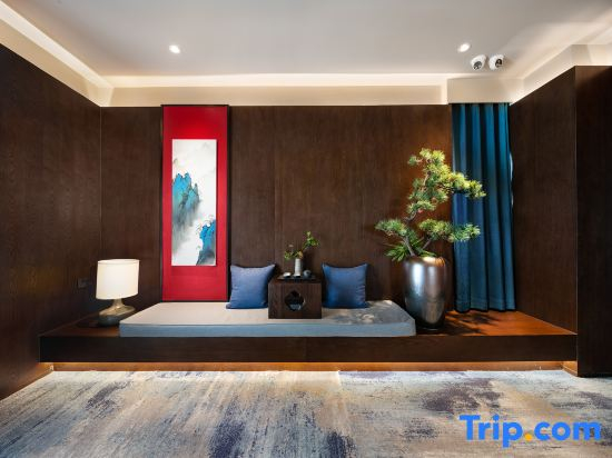 QIANNA HOTEL(Xinmi City Zhongqiang Guangnian)