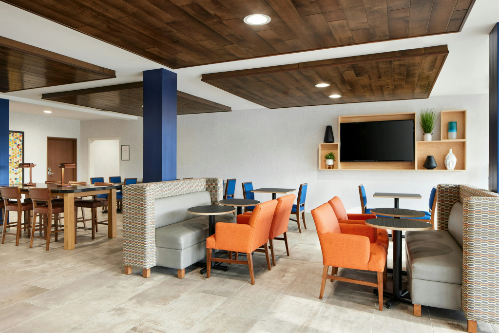 Holiday Inn Express Hotel & Suites Salem by IHG
