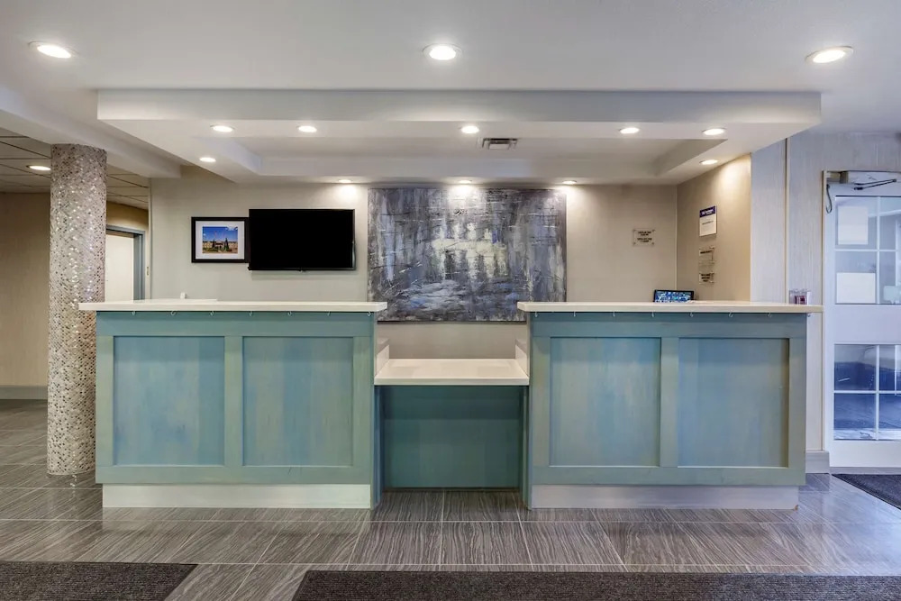 Microtel Inn