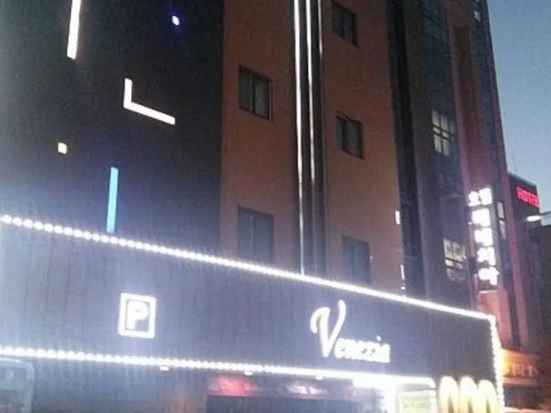 Suwon Venezia