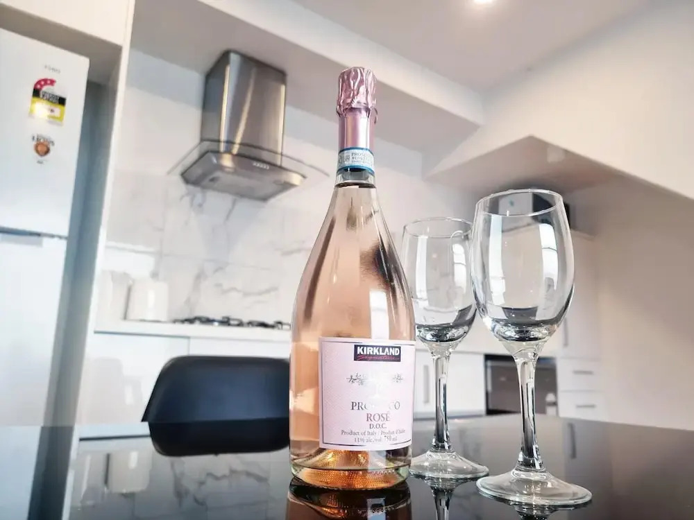 Rosie Townhouse at Gordon - Prime Location
