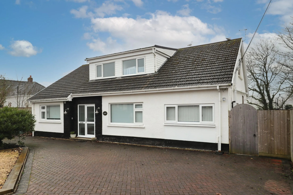 Plas Gwyn - Large Cottage Walk to Beach