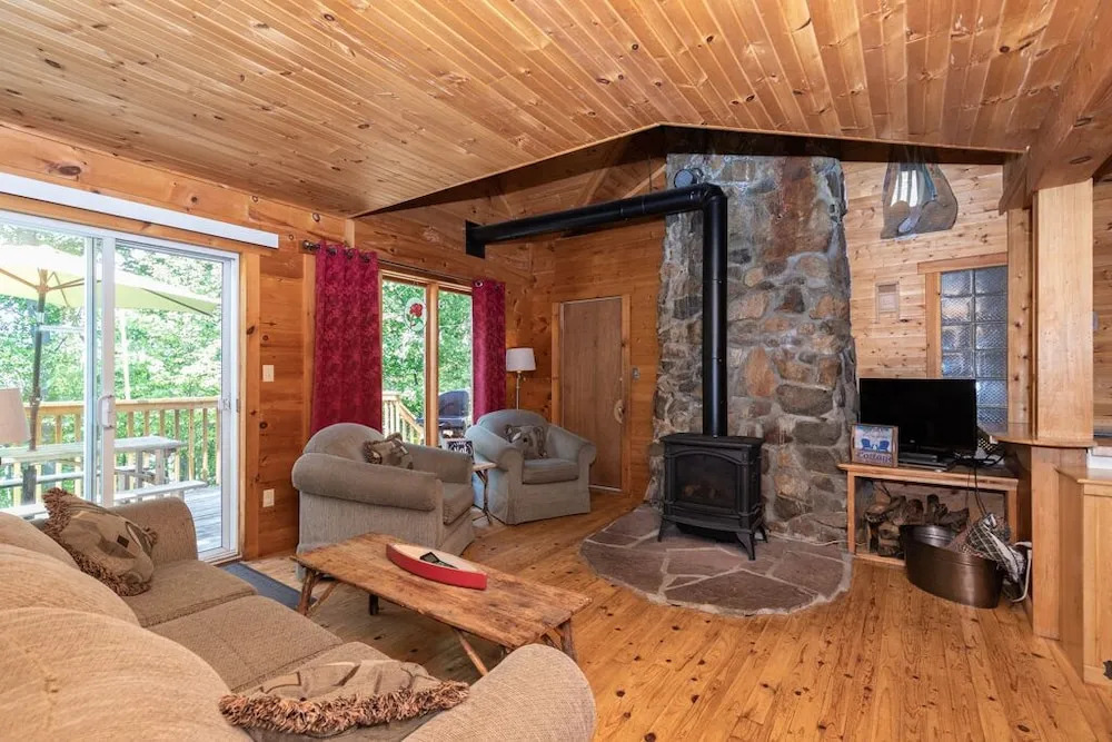 Aisling Lakehouse